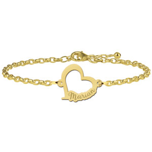 Names4ever Armband met Gekanteld Opengewerkt Naamhartje van Goud