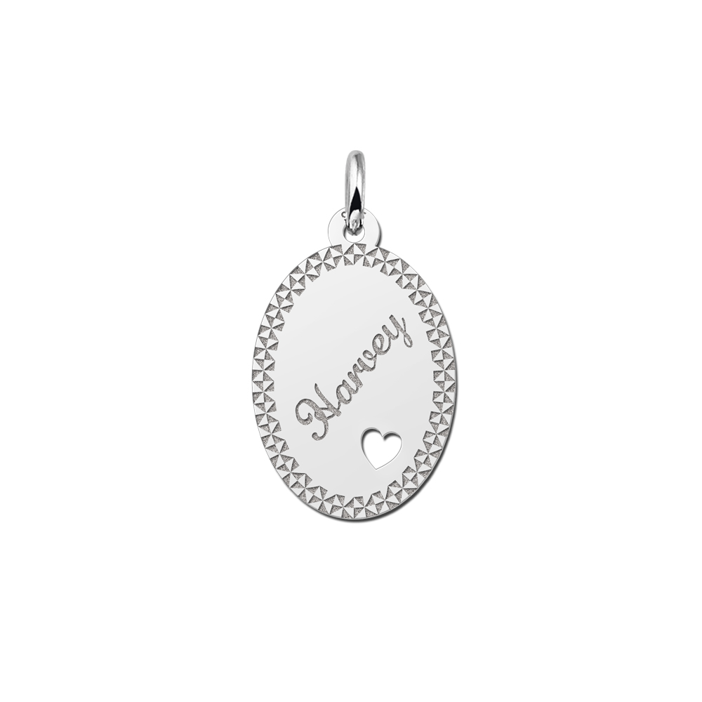 Graveren in deze hanger met sierrand en hart. - Names4ever