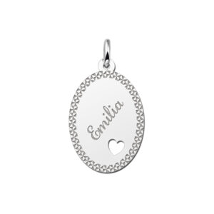 Graveren in deze hanger met sierrand en hart. - Names4ever