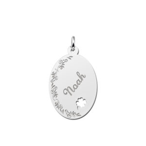 Hanger graveren en een klavertje vier. - Names4ever