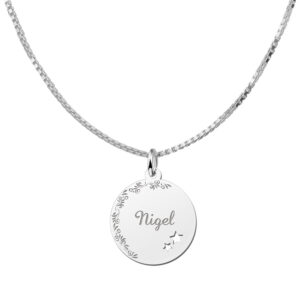 een bloemenrand en twee sterretjes - Names4ever